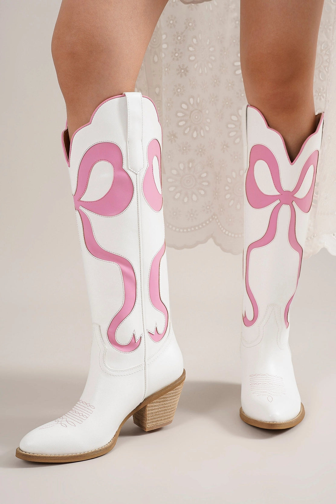 DOLLY DELUX BOOTS 🎀